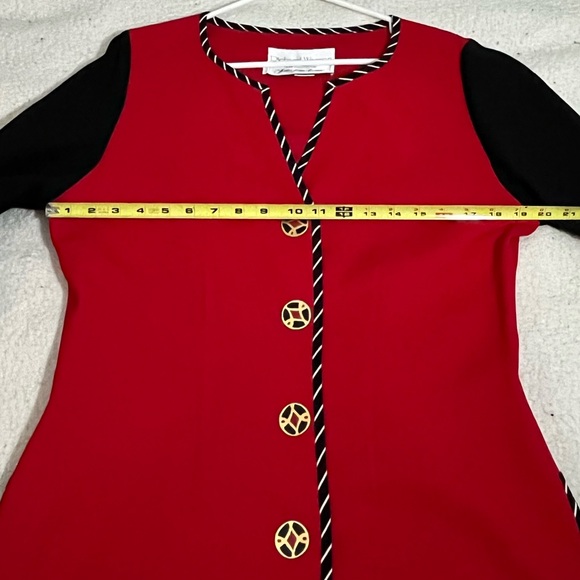 Vintage Red and Black Embroidered Blazer - Picture 9 of 16